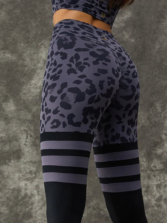 ZASUWA Female Leopard Print Scrunch Bum Spandex Gym Booty Shorts