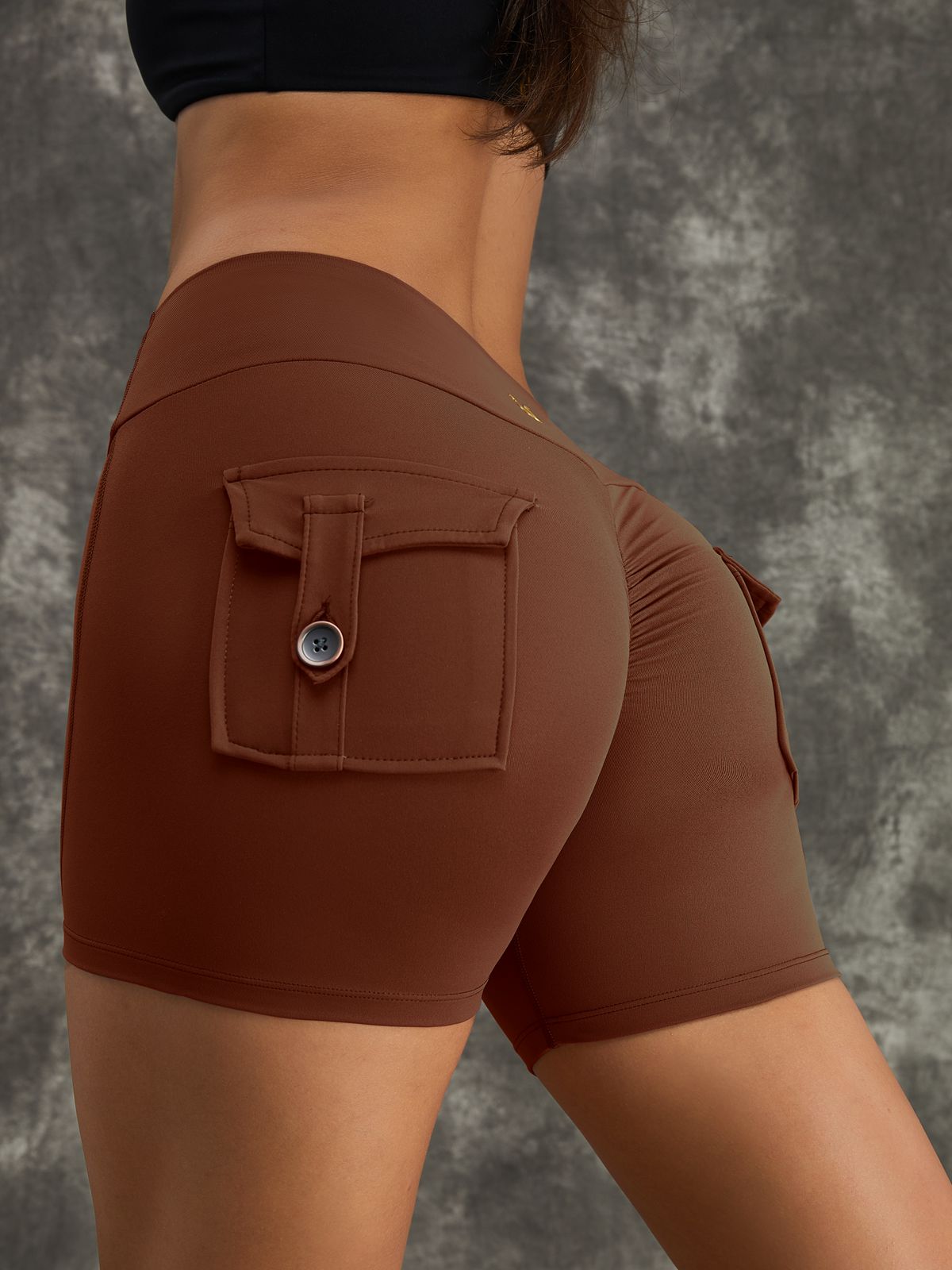 ZASUWA Female Scrunch Bum High Waist Pocket Spandex Gym Booty Shorts