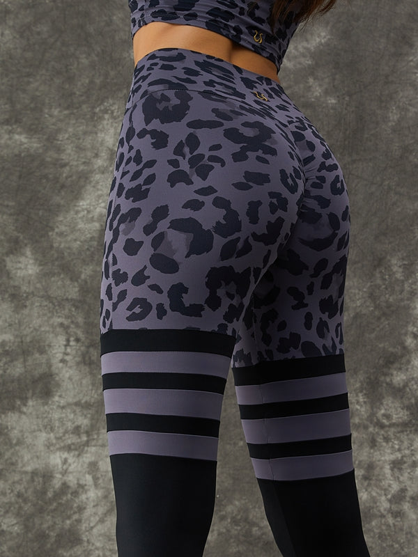 ZASUWA Female Leopard Print Scrunch Bum Spandex Gym Booty Shorts