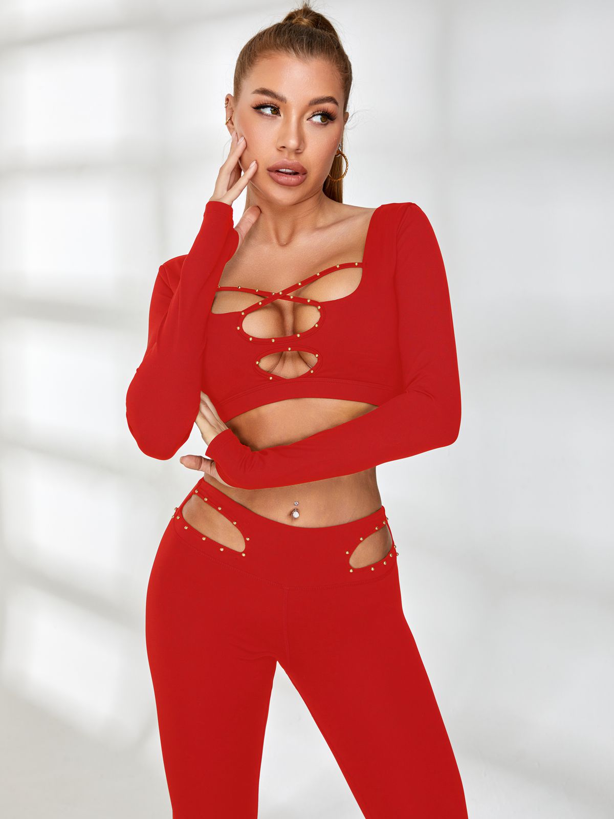 ZASUWA Female Rivet Cross Cutout Backless Long Sleeves